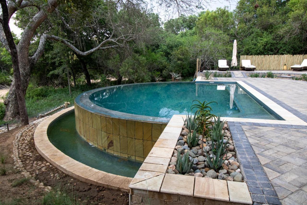 Little Africa Safari Lodge Hoedspruit Exterior photo