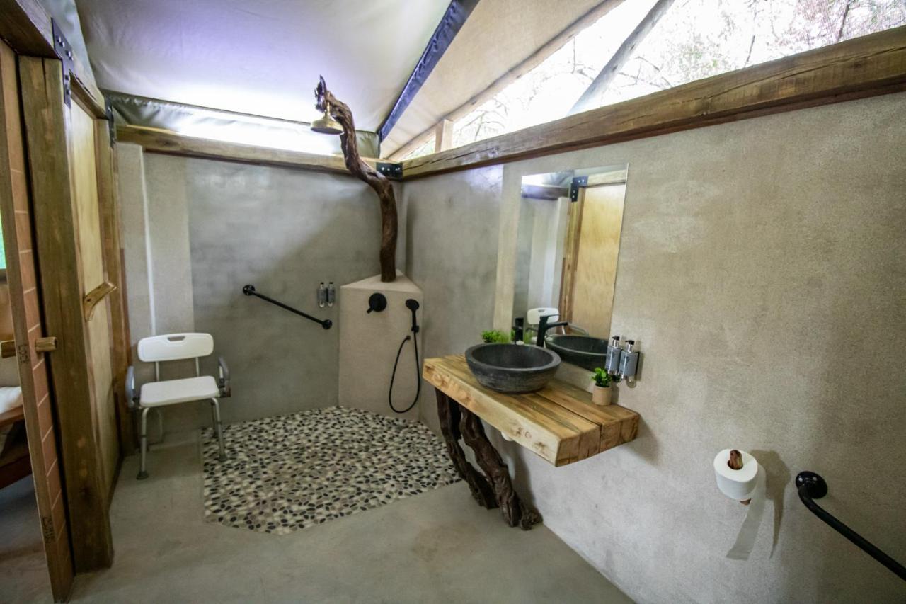 Little Africa Safari Lodge Hoedspruit Exterior photo
